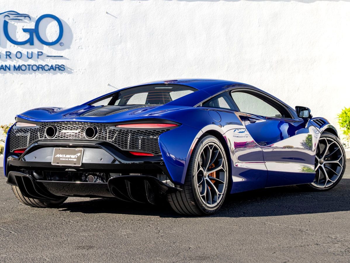 2026 McLaren Artura TechLux