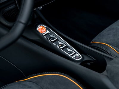 2026 McLaren Artura Spider