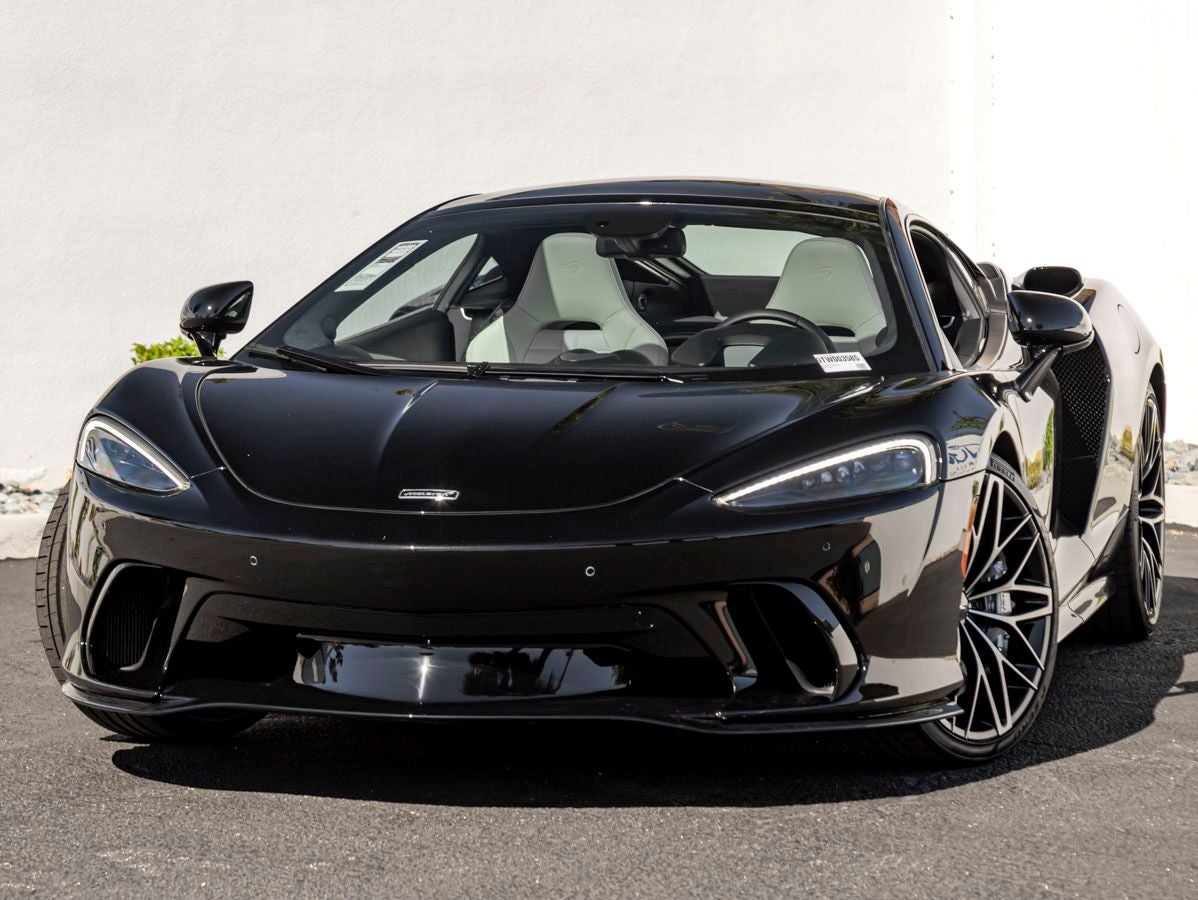 2026 McLaren GTS -'s photo
