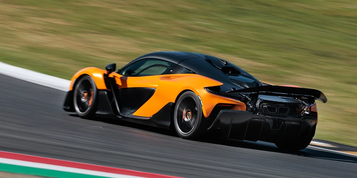 The Woking Concession: Why McLaren Finally Surrendered to the High-Riding Mandate — image 3